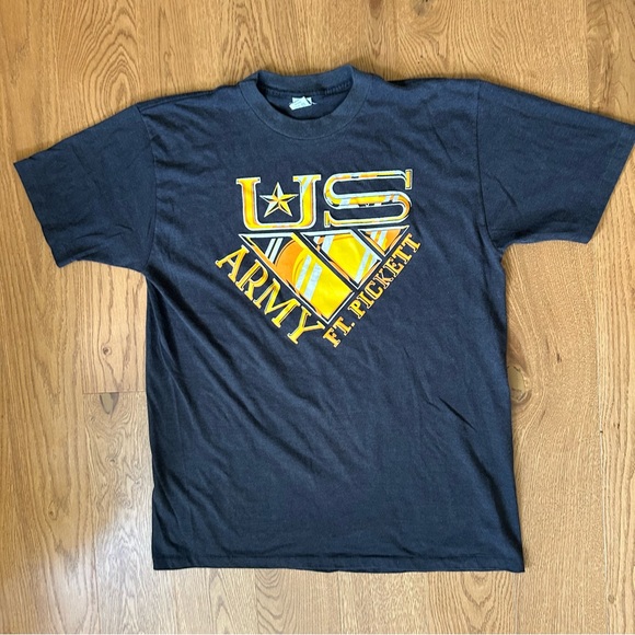 Vintage 80s U.S. Army T-Shirt Single Stitch Made in USA - Picture 1 of 6